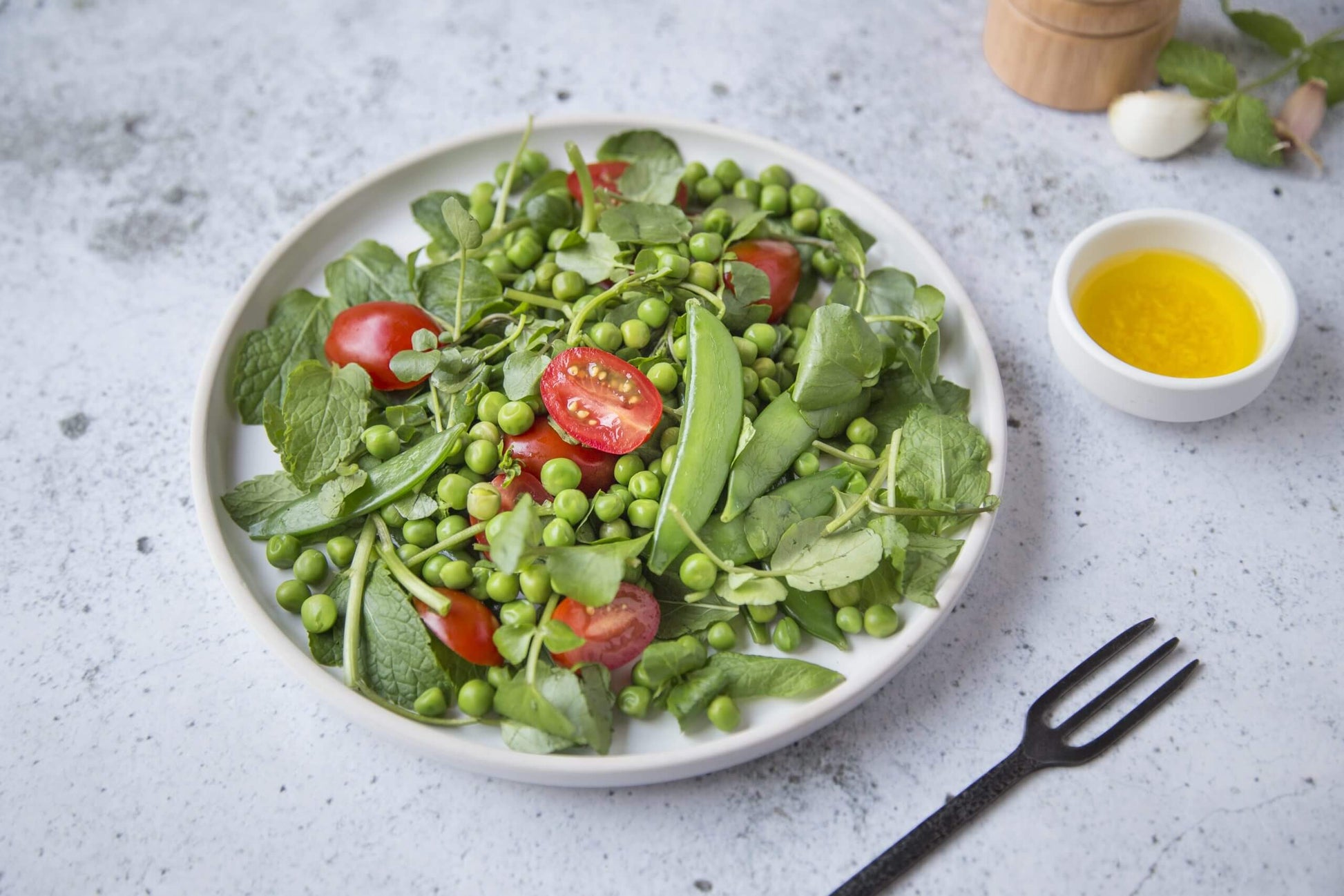 groene-salade-met-erwten-en-munt